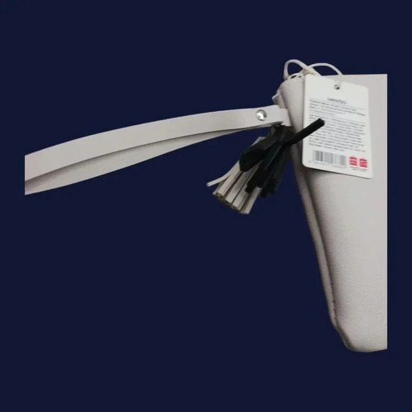 Miniso life simple cosmetic bag color beige - Picture 4 of 9